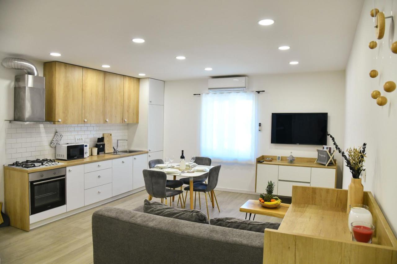 Apartment Maris Sinj Exterior photo